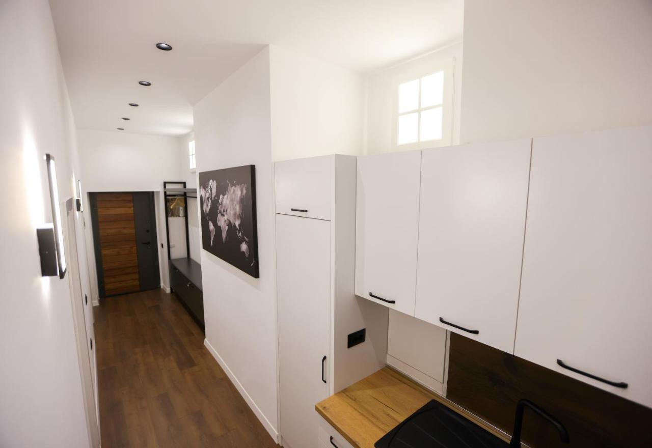 "Middlenest" Central Apartment Тирана Экстерьер фото